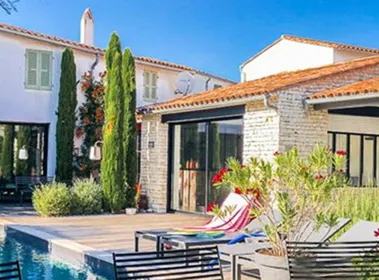 Villa de la Loubrie Villa de la Loubrie