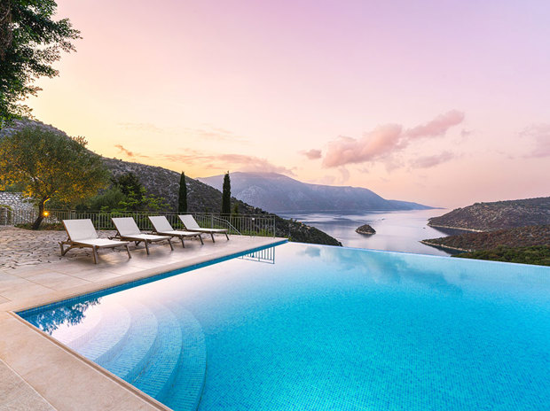 Best for Groups and Celebrations Best for Groups and Celebrations