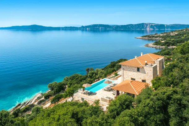 Which is the best villa company for your holiday? | Simpson Travel Which is the best villa company for your holiday? | Simpson Travel